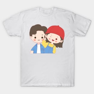 romantic cartoon couple T-Shirt